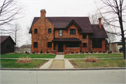 132 N GREEN BAY RD, a Arts and Crafts house, built in Appleton, Wisconsin in 1912.