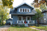 503 W PROSPECT AVE 503 W PROSPECT AVE, a Bungalow house, built in Appleton, Wisconsin in 1923.