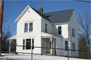 620 E LOUISA ST, a Queen Anne house, built in Darlington, Wisconsin in 1900.