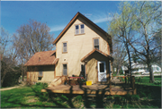 130 N HICKORY ST 130 N HICKORY ST, a Queen Anne house, built in Platteville, Wisconsin in 1898.