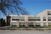 401 S OWEN DR (AKA 418 HOLLY AVE), a Contemporary elementary, middle, jr.high, or high, built in Madison, Wisconsin in 1949.