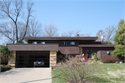 3954 PLYMOUTH CIR, a Contemporary house, built in Madison, Wisconsin in 1964.
