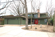 3909 REGENT ST 3909 REGENT ST, a Contemporary house, built in Madison, Wisconsin in 1961.