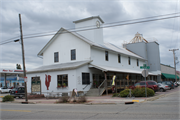 613 W MADISON AVE, a Astylistic Utilitarian Building warehouse, built in Milton, Wisconsin in 1890.
