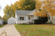 1346 GARLAND ST, a Colonial Revival/Georgian Revival house, built in Allouez, Wisconsin in 1949.