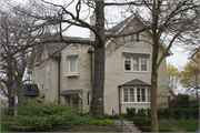 2632 E Beverly Rd, a Arts and Crafts house, built in Shorewood, Wisconsin in 1914.