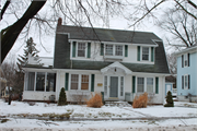 173 DUANE ST 173 DUANE ST, a Dutch Colonial Revival house, built in Burlington, Wisconsin in 1925.