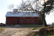 W415 CTH W, a Astylistic Utilitarian Building barn, built in Ixonia, Wisconsin in 1885.