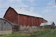 W5120 CTH T, a Astylistic Utilitarian Building barn, built in Watertown, Wisconsin in .