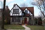 5461 N KENT AVE, a English Revival Styles house, built in Whitefish Bay, Wisconsin in 1936.
