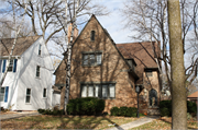 836 E BIRCH AVE 836 E BIRCH AVE, a English Revival Styles house, built in Whitefish Bay, Wisconsin in 1927.