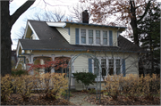 895 E BIRCH AVE, a Bungalow house, built in Whitefish Bay, Wisconsin in 1918.