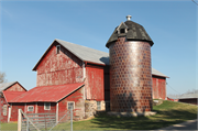 N7927 NEWVILLE RD, a Astylistic Utilitarian Building barn, built in Waterloo, Wisconsin in .