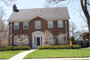 4317 N Stowell Ave, a Colonial Revival/Georgian Revival house, built in Shorewood, Wisconsin in 1931.