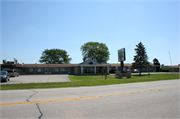 301 S PIONEER RD, a Colonial Revival/Georgian Revival hotel/motel, built in Fond du Lac, Wisconsin in 1955.