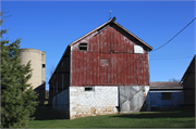 5129 NORTHWEST HIGHWAY, a Astylistic Utilitarian Building barn, built in Mukwonago (village), Wisconsin in .