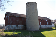 5129 NORTHWEST HIGHWAY, a Astylistic Utilitarian Building barn, built in Mukwonago (village), Wisconsin in .