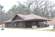 S5975 Park Road, DEVIL'S LAKE STATE PARK, a Rustic Style park shelter/building, built in Baraboo, Wisconsin in 1987.
