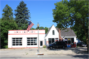 185 S MAIN ST, a English Revival Styles gas station/service station, built in Thiensville, Wisconsin in 1930.