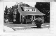 700 PARK ST 700 PARK ST, a Bungalow house, built in Stoughton, Wisconsin in 1925.