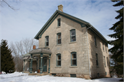 754 N PORT WASHINGTON RD, a Gabled Ell house, built in Grafton, Wisconsin in 1884.