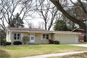 5141 PEPIN PL 5141 PEPIN PL, a Ranch house, built in Madison, Wisconsin in 1958.