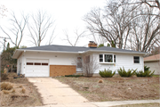 130 RICHLAND LA, a Ranch house, built in Madison, Wisconsin in 1957.