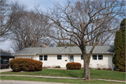 9 S WHITNEY WAY, a Ranch house, built in Madison, Wisconsin in 1960.