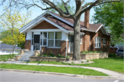 225 CHURCH ST, a Bungalow house, built in Lodi, Wisconsin in 1925.