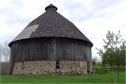 Lindstrom, John, Round Barn, a Building.
