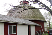 TenEyck, Albert and Minna, Round Barn, a Building.