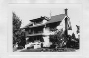 2025 JEFFERSON ST, a Craftsman house, built in Madison, Wisconsin in 1912.