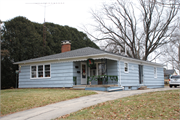 752 N MAIN ST, a Ranch house, built in Columbus, Wisconsin in 1949.