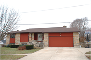 647 SELDEN ST, a Contemporary house, built in Columbus, Wisconsin in .