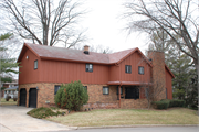 741 SELDEN ST, a Contemporary house, built in Columbus, Wisconsin in 1974.