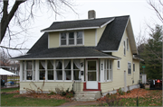511 FREMONT ST, a Bungalow house, built in River Falls, Wisconsin in 1915.