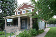 122 N 2ND ST 122 N 2ND ST, a Front Gabled house, built in River Falls, Wisconsin in 1880.