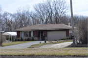 4805 W LOOMIS RD 4805 W LOOMIS RD, a Ranch house, built in Greenfield, Wisconsin in 1975.