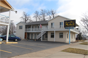 727 BROADWAY, a Contemporary hotel/motel, built in Wisconsin Dells, Wisconsin in 1965.