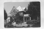 418 W MAIN ST, a Queen Anne house, built in Madison, Wisconsin in 1906.