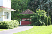 1233 E BROADWAY, a Astylistic Utilitarian Building garage (residential), built in Waukesha, Wisconsin in 1919.