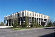 1401-19 Hammond Ave, a Contemporary large office building, built in Superior, Wisconsin in 1970.