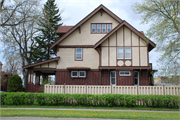 1530 JOHN AVE, a Craftsman house, built in Superior, Wisconsin in 1917.