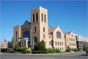 1401 BELKNAP ST, a Late Gothic Revival house of worship, built in Superior, Wisconsin in 1911.