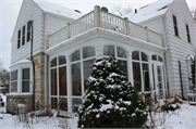 400 WALDO BLVD, a Colonial Revival/Georgian Revival house, built in Manitowoc, Wisconsin in 1935.