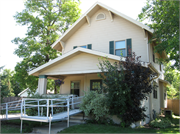 735 S Adams St 735 S Adams St, a Cross Gabled house, built in Green Bay, Wisconsin in 1923.