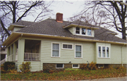 642 WOODSIDE AVE, a Bungalow house, built in Ripon, Wisconsin in 1915.