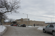 5515 MEDICAL, a Contemporary recreational building/gymnasium, built in Madison, Wisconsin in 1967.