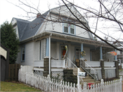 897 HUBBARD ST 897 HUBBARD ST, a Dutch Colonial Revival house, built in Green Bay, Wisconsin in 1913.
