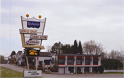 W 11466 US HIGHWAY 8, a Contemporary restaurant/supper club, built in Dunbar, Wisconsin in 1965.